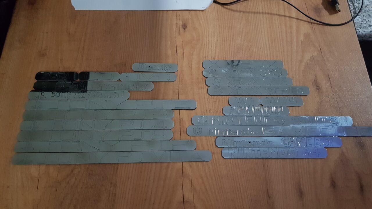 Чертеж Логотипы игровых консолей в векторном формате DXF.