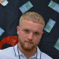 user-avatar