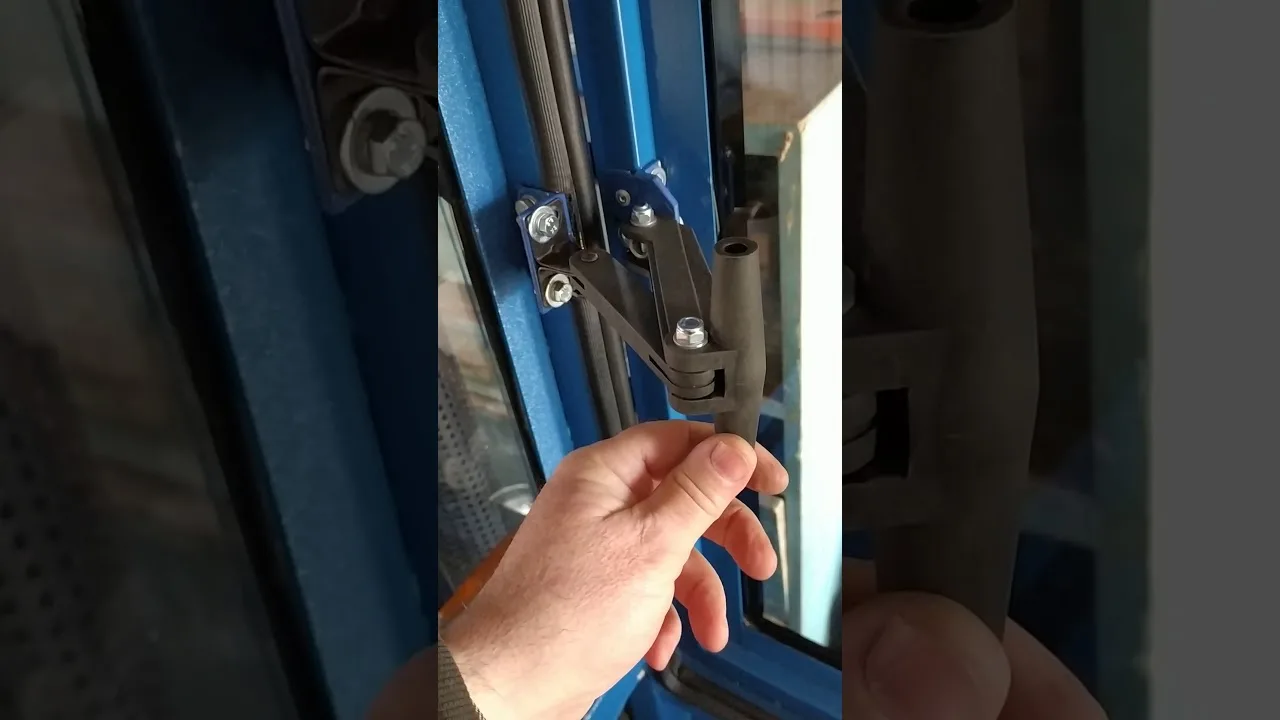 3D модель Фиксатор МТЗ рамки боковой (80-6708960)