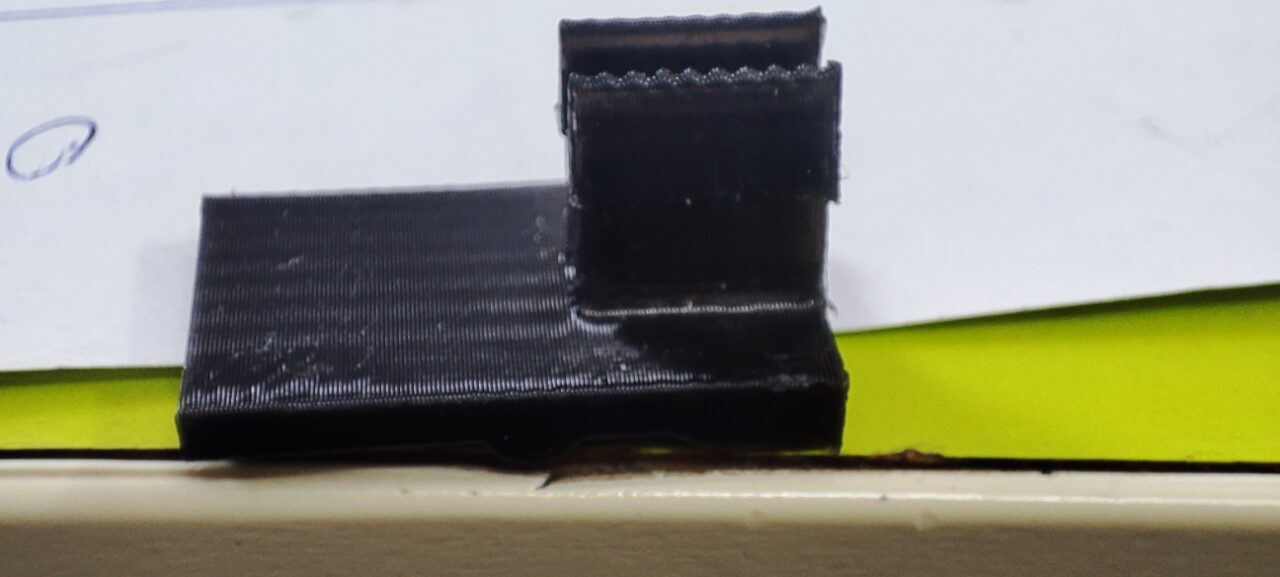 3D модель Фиксатор топора в защитном кожухе