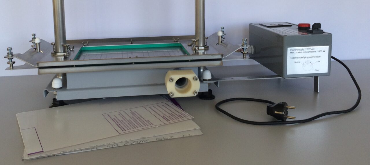 3D модель Настольная вакуумная формовочная машина