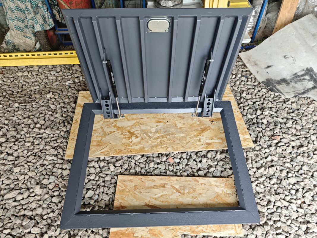 3D модель Люк в подвал под проем 925х680