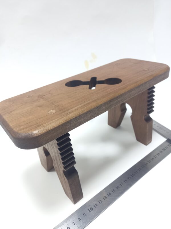 3D модель Стульчик 146х312х165 мм