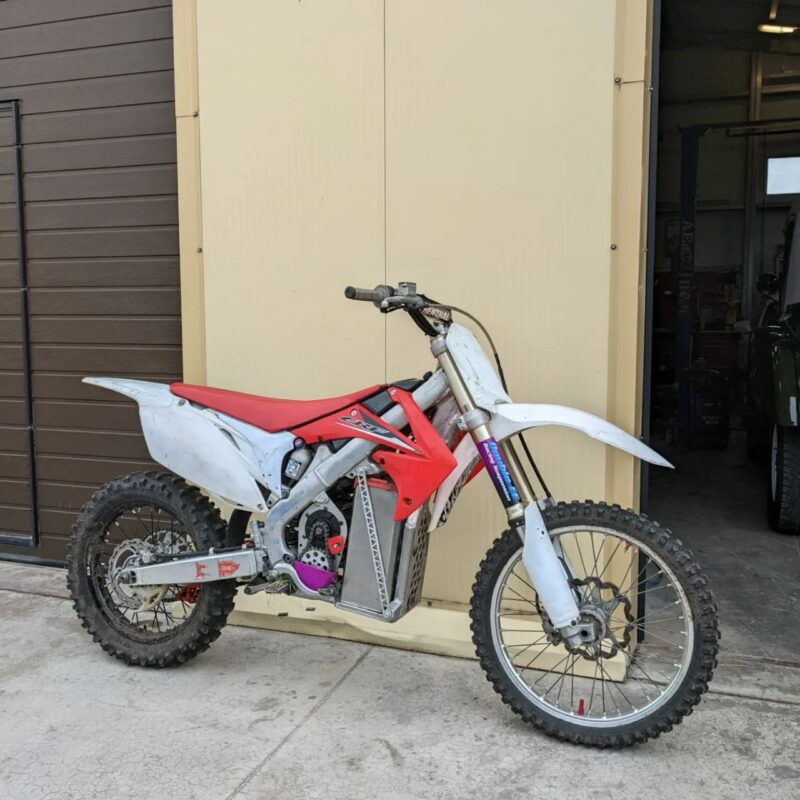 3D модель Проект конверсии в электро мотоцикл Honda CRF450 12'