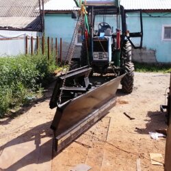 3D модель Отвал для чистки снега на фронатльный погрузчик