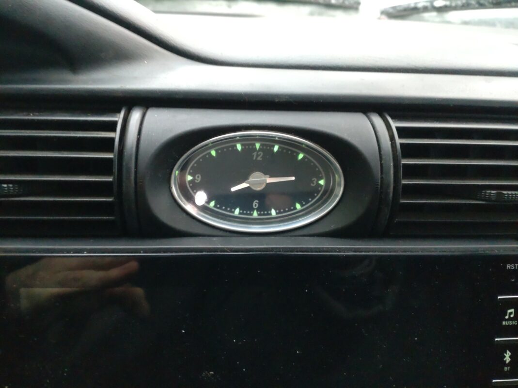 3D модель Рамка для установки часов а/м "Волга" ГАЗ-31105 в а/м Volga Siber, Chrysler Sebring, Dodge Stratus и пр.