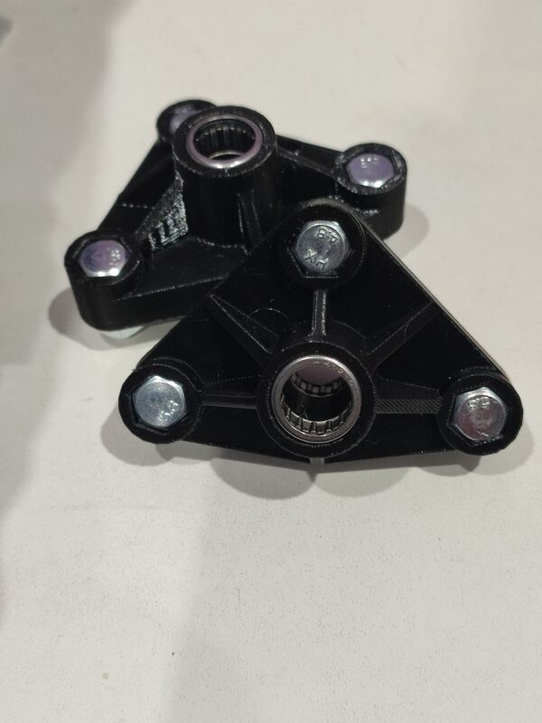 3D модель Втулка трапеции стеклоочистителя Nissan на подшипниках