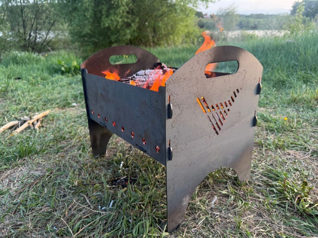 3D модель Мангал разборный "Походный" 430х300х400 2,0-2,5мм