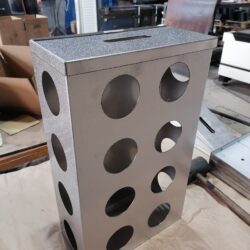 Лазерная резка фанеры и металла