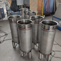 Производство мелких емкостей