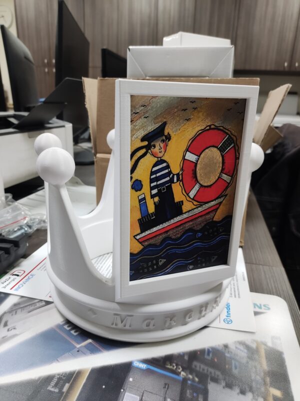 3D модель Корона с рамкой под фотографию 10х15см