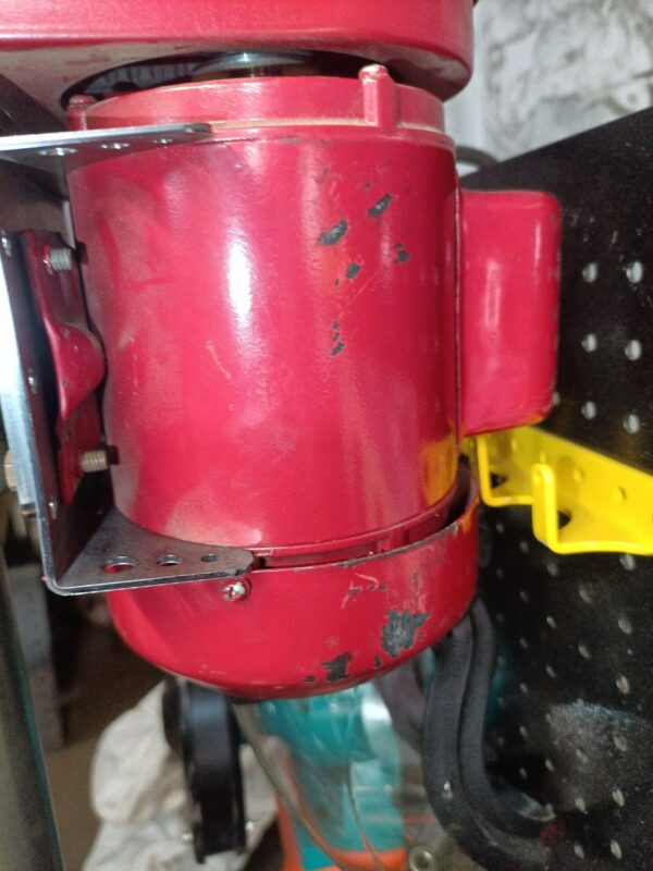 Чертеж Крепление мотора к сверлильному станку Зубр ЗСС-350