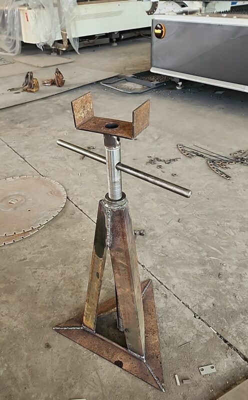 Чертеж Опора монтажная регулируемая.