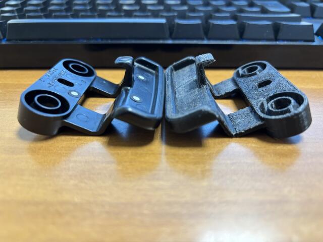 Чертеж Фиксатор подлокотника Mazda 3 BK (GJ6A-64-45Y-02)