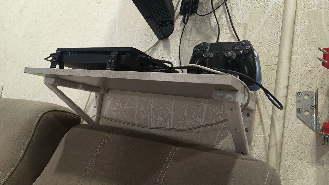 3D модель Уголок для полки PS4