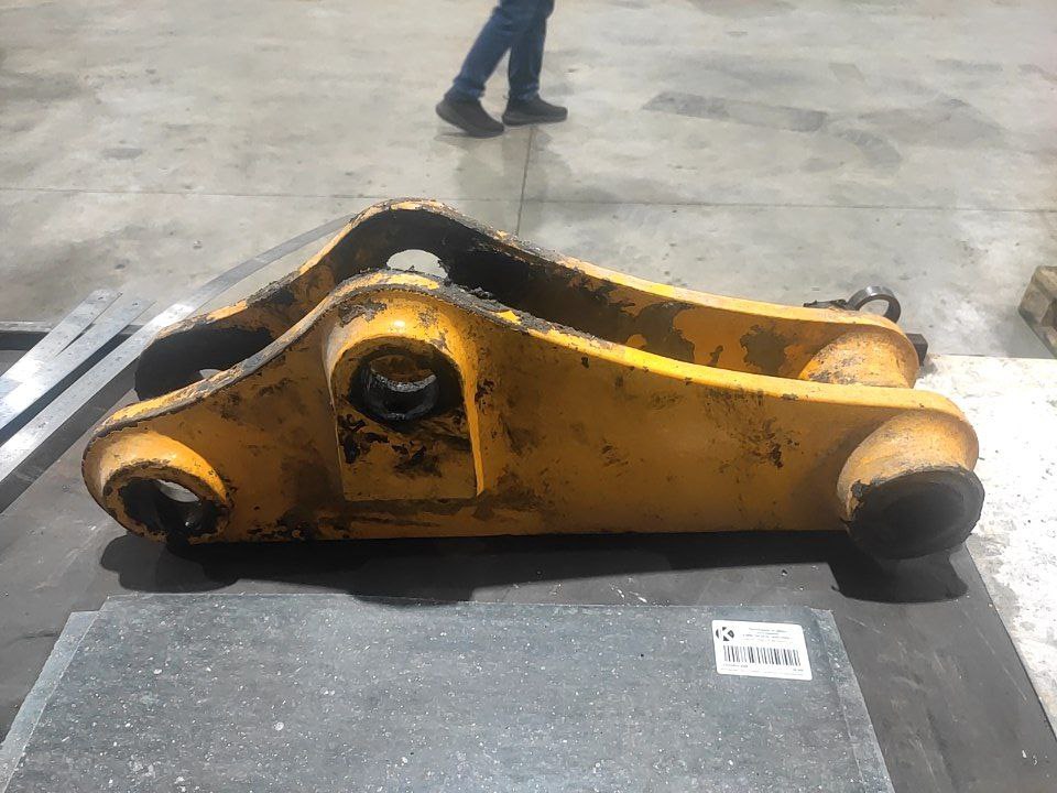 3D модель Тяга опрокидывания ковша JCB 162-03823 (аналог)