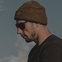user-avatar